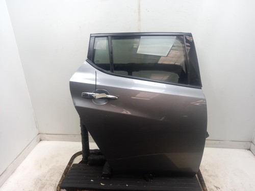 Nissan leaf right rear door - right,
