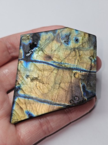 Canadian aaa grade labradorite - canadian,